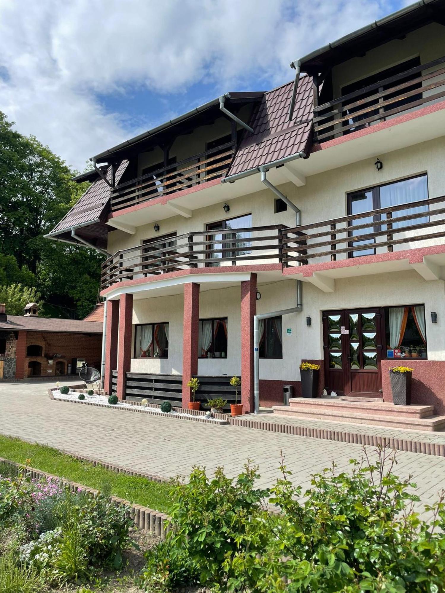 Pensiunea Andora Moieciu de Jos Exterior foto
